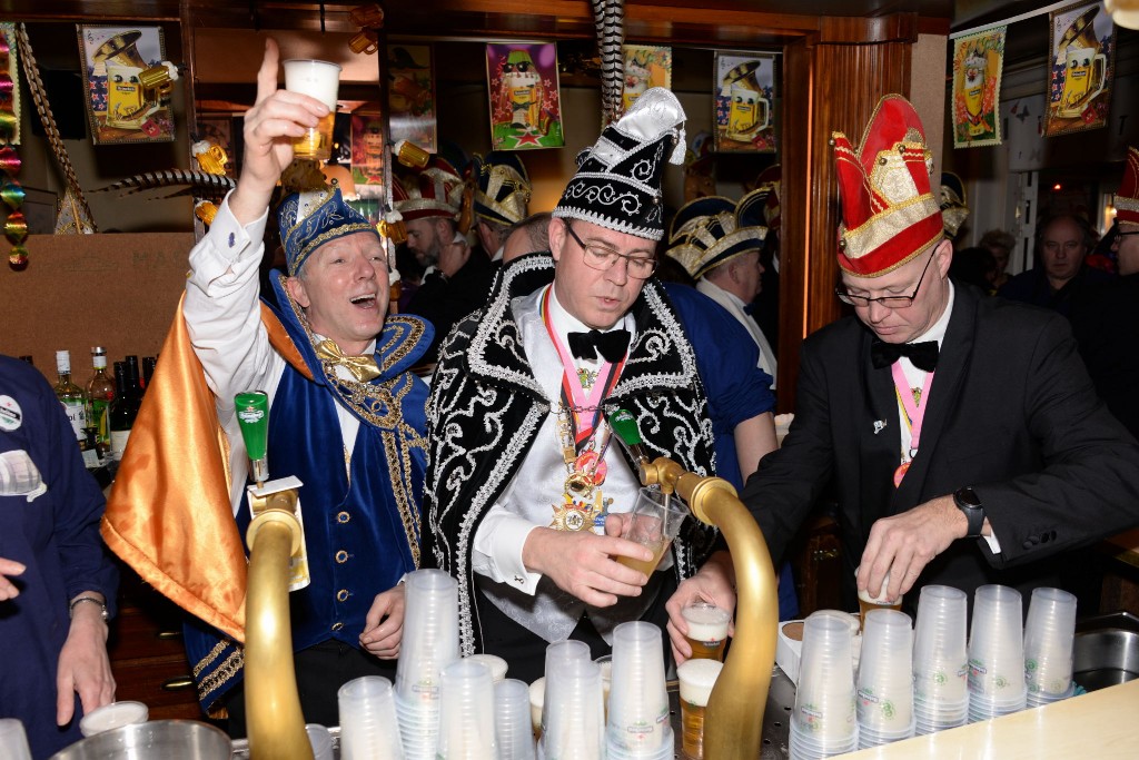 ../Images/Kroegentocht 2016 041.jpg